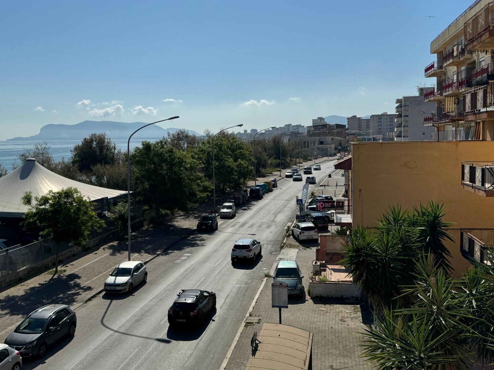 Hotel Domus Fysi à Palerme Extérieur photo
