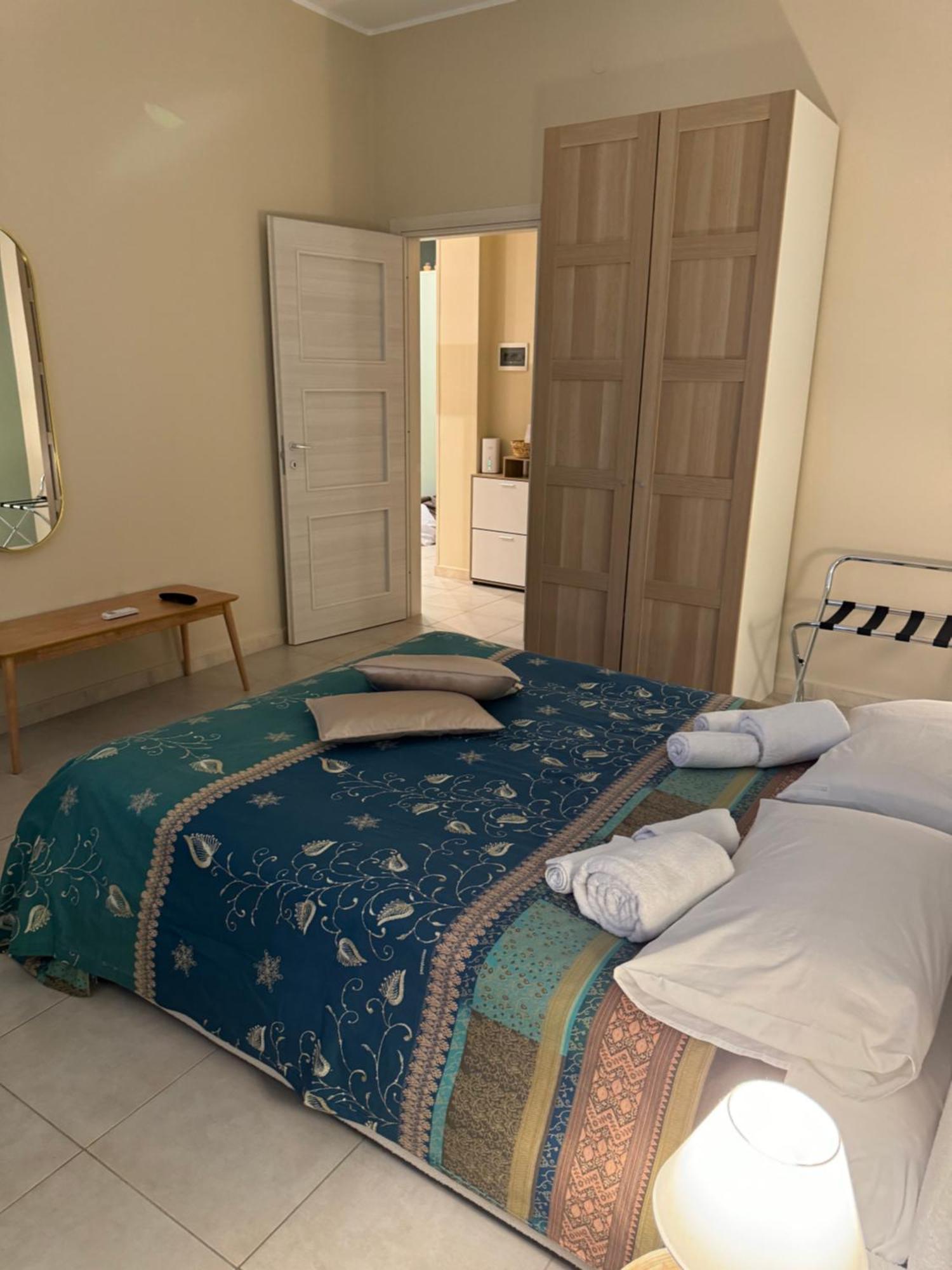 Hotel Domus Fysi à Palerme Extérieur photo